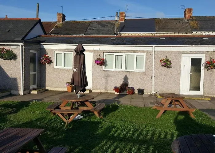 Tadross Hotel Cardiff